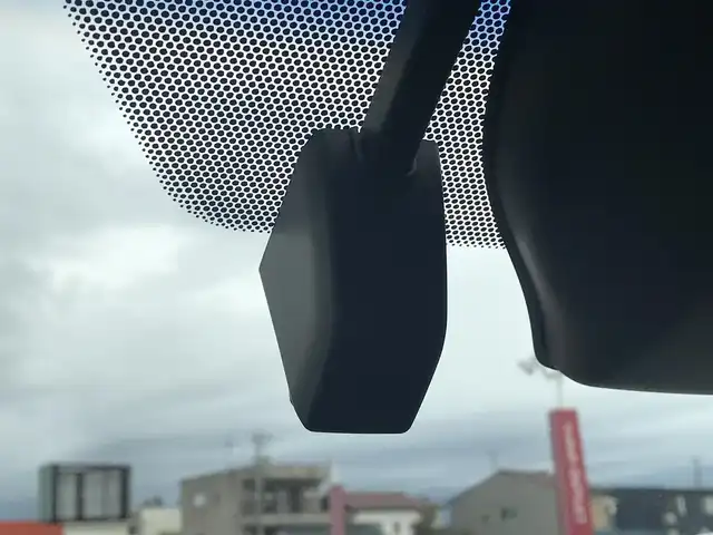 トヨタ ハリアー プレミアム スタイルアッシュ 富山県 2016(平28)年 2万km コバルトブルーメタリック サンルーフ/純正ナビ/フルセグTV/バックカメラ/Bluetooth/ドライブレコーダー/プリクラッシュセーフティ/コーナーセンサー/レーンキープアシスト/レーダークルーズコントロール/電動リアゲート/ハーフレザーシート/パワーシート/シートヒーター/LEDヘッドライト/オートライト/オートハイビーム/プッシュスタート/スマートキー/革巻きステアリング/ステアリングスイッチ/ETC