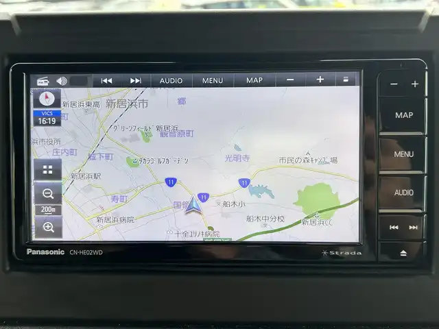 スズキ ジムニー XC 愛媛県 2023(令5)年 4.3万km ジャングルグリーン 社外ナビ(Bluetooth/フルセグTV)/クルーズコントロール/バックカメラ/前後ドライブレコーダー/背面タイヤ(BRIDGESTONE DUELER H/L)/純正16インチAW/オートLEDヘッドライト/フォグランプ/４WD切り替え/前席シートヒーター/ヒートミラー/ステアリングリモコン/横滑り防止装置/レーンキープアシスト/ダウンヒルアシストコントロール/ABS