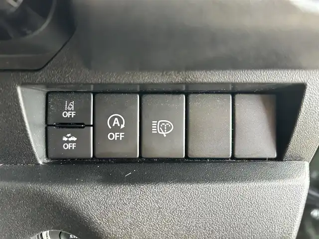 スズキ ジムニー XC 愛媛県 2023(令5)年 4.3万km ジャングルグリーン 社外ナビ(Bluetooth/フルセグTV)/クルーズコントロール/バックカメラ/前後ドライブレコーダー/背面タイヤ(BRIDGESTONE DUELER H/L)/純正16インチAW/オートLEDヘッドライト/フォグランプ/４WD切り替え/前席シートヒーター/ヒートミラー/ステアリングリモコン/横滑り防止装置/レーンキープアシスト/ダウンヒルアシストコントロール/ABS