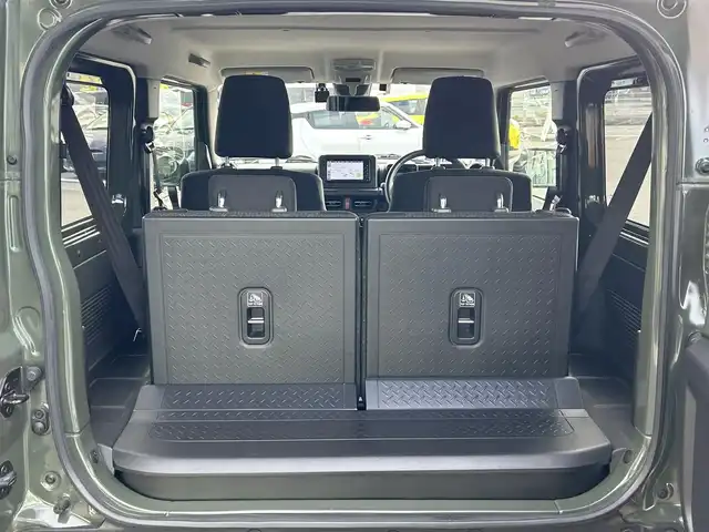 スズキ ジムニー XC 愛媛県 2023(令5)年 4.3万km ジャングルグリーン 社外ナビ(Bluetooth/フルセグTV)/クルーズコントロール/バックカメラ/前後ドライブレコーダー/背面タイヤ(BRIDGESTONE DUELER H/L)/純正16インチAW/オートLEDヘッドライト/フォグランプ/４WD切り替え/前席シートヒーター/ヒートミラー/ステアリングリモコン/横滑り防止装置/レーンキープアシスト/ダウンヒルアシストコントロール/ABS