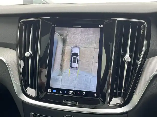ボルボ ボルボ Ｖ６０ プラス B4 東京都 2022(令4)年 3.2万km 白 ワンオーナー/パノラマルーフ/レザーシート/純正Googleナビ/360°カメラ/シートヒーター/ステアリングヒーター/パワーバックドア/アダプティブクルーズコントロール/ブラインドスポットモニター/レーンキープアシスト/衝突被害軽減ブレーキ/ETC/社外前後ドライブレコーダー
