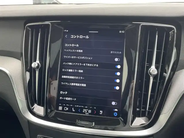 ボルボ ボルボ Ｖ６０ プラス B4 東京都 2022(令4)年 3.2万km 白 ワンオーナー/パノラマルーフ/レザーシート/純正Googleナビ/360°カメラ/シートヒーター/ステアリングヒーター/パワーバックドア/アダプティブクルーズコントロール/ブラインドスポットモニター/レーンキープアシスト/衝突被害軽減ブレーキ/ETC/社外前後ドライブレコーダー