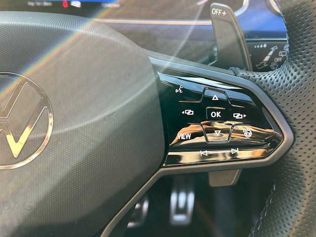 フォルクスワーゲン ＶＷ Ｔ－ロック R 道東・釧路十勝 2022(令4)年 1.3万km アトランティックブルーメタリック ４WD/純正ナビ　Discover Pro/バックカメラ/純正ETC2.0/前後ドライブレコーダー/プリクラッシュブレーキシステム/レーンキーピングアシスト/アダプティブクルーズコントロール/パークディスタンスコントロール/ヒルアシストコントロール/レザーシート/フロントシートヒーティング/運転席メモリ付きパワーシート/ステアリングヒーター/パワーバックドア/ワイヤレス充電/LEDマトリックスヘッドライト/純正19インチAW/純正フロアマット