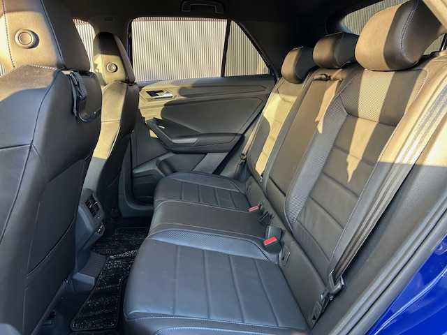 フォルクスワーゲン ＶＷ Ｔ－ロック R 道東・釧路十勝 2022(令4)年 1.3万km アトランティックブルーメタリック ４WD/純正ナビ　Discover Pro/バックカメラ/純正ETC2.0/前後ドライブレコーダー/プリクラッシュブレーキシステム/レーンキーピングアシスト/アダプティブクルーズコントロール/パークディスタンスコントロール/ヒルアシストコントロール/レザーシート/フロントシートヒーティング/運転席メモリ付きパワーシート/ステアリングヒーター/パワーバックドア/ワイヤレス充電/LEDマトリックスヘッドライト/純正19インチAW/純正フロアマット