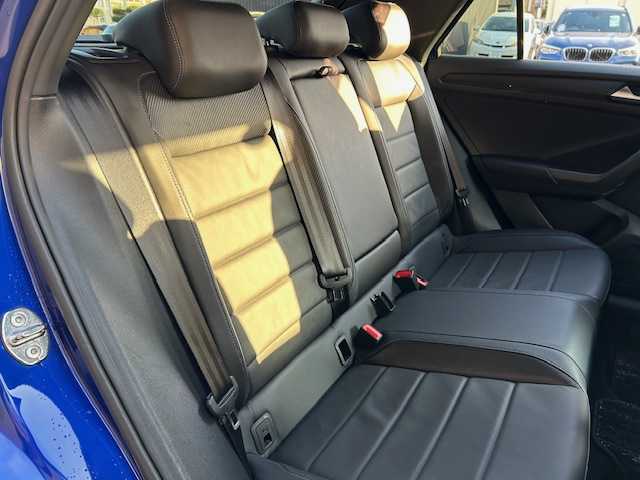 フォルクスワーゲン ＶＷ Ｔ－ロック R 道東・釧路十勝 2022(令4)年 1.3万km アトランティックブルーメタリック ４WD/純正ナビ　Discover Pro/バックカメラ/純正ETC2.0/前後ドライブレコーダー/プリクラッシュブレーキシステム/レーンキーピングアシスト/アダプティブクルーズコントロール/パークディスタンスコントロール/ヒルアシストコントロール/レザーシート/フロントシートヒーティング/運転席メモリ付きパワーシート/ステアリングヒーター/パワーバックドア/ワイヤレス充電/LEDマトリックスヘッドライト/純正19インチAW/純正フロアマット