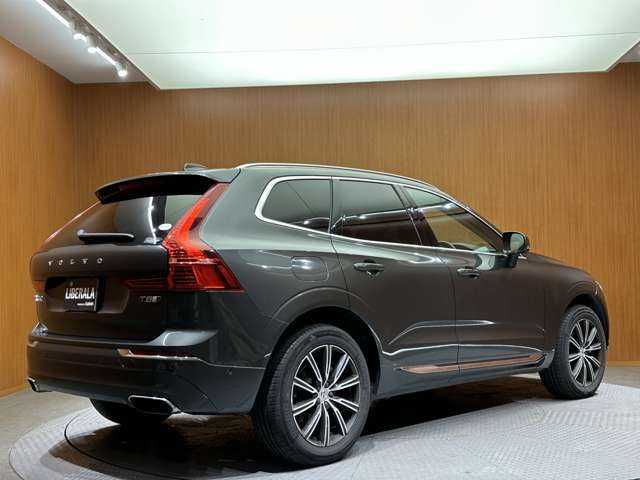 ボルボ ＸＣ６０ T5 AWD インスクリプション 千葉県 2019(令1)年 7.1万km メープルブラウンM パノラマＳＲ　/茶革シート　/ｈａｒｍａｎｋａｒｄｏｎサウンド　/ＨＵＤ　/ＡＣＣ　/ナビ　/３６０°/Ｂｌｕｅｔｏｏｔｈ接続　/シートヒーター　/ベンチレーション　/電動リアゲート　/パークアシスト　/衝突軽減Ｂ　/ＢＳＭ