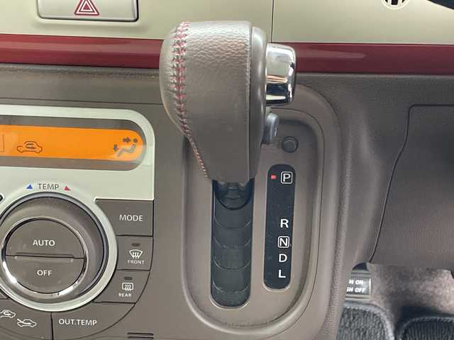 スズキ ラパン ショコラ X 群馬県 2014(平26)年 9.1万km シャンパンピンクPM ナビ　ＣＤ／ＤＶＤ再生　ＡＵＸ　ドラレコ　ＥＴＣ　キセノンヘッドライト　オートライト　オートエアコン　ＵＳＢ入力端子　プッシュスタートボタン　スマートキー　革巻きステアリング　革巻きシフト　禁煙車