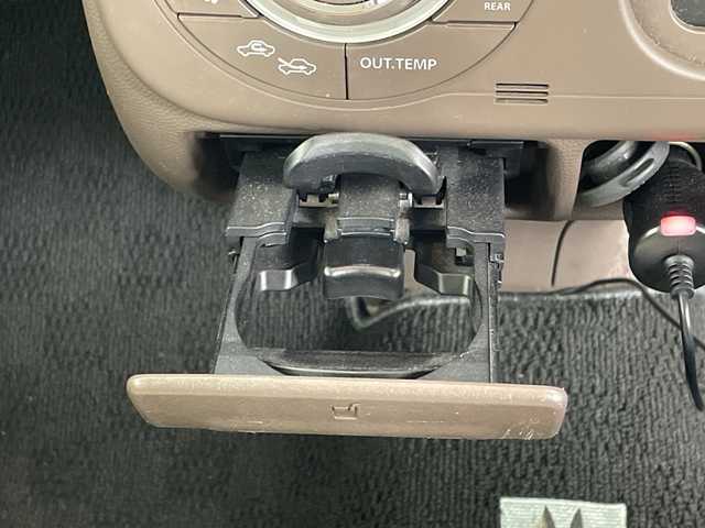 スズキ ラパン ショコラ X 群馬県 2014(平26)年 9.1万km シャンパンピンクPM ナビ　ＣＤ／ＤＶＤ再生　ＡＵＸ　ドラレコ　ＥＴＣ　キセノンヘッドライト　オートライト　オートエアコン　ＵＳＢ入力端子　プッシュスタートボタン　スマートキー　革巻きステアリング　革巻きシフト　禁煙車