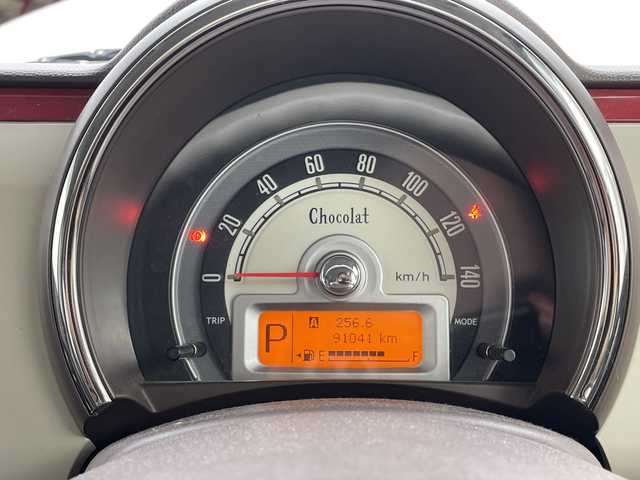 スズキ ラパン ショコラ X 群馬県 2014(平26)年 9.1万km シャンパンピンクPM ナビ　ＣＤ／ＤＶＤ再生　ＡＵＸ　ドラレコ　ＥＴＣ　キセノンヘッドライト　オートライト　オートエアコン　ＵＳＢ入力端子　プッシュスタートボタン　スマートキー　革巻きステアリング　革巻きシフト　禁煙車