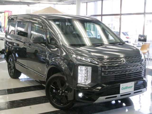 三菱 デリカＤ：５ ジャスパー 千葉県 2022(令4)年 2.8万km グラファイトグレーメタリック/ブラックマイカ 純正OP11インチナビ/フルセグTV/CD/DVD再生/Bluetooth/HDMI/パノラミックビューモニター/前後ドライブレコーダー/純正18インチAW/純正フロアマット/レーダークルーズコントロール/衝突軽減ブレーキ/車線逸脱警報/オートハイビーム/ブラインドスポットモニター/プリクラッシュセーフティー/両側パワースライドドア /LEDヘッドライト/オートライト/ハーフレザー