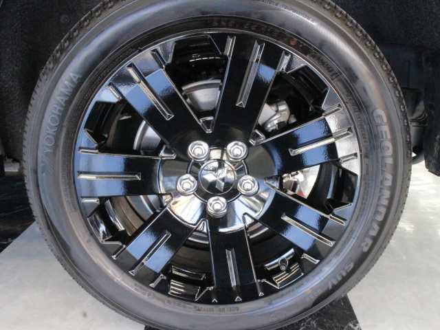 三菱 デリカＤ：５ ジャスパー 千葉県 2022(令4)年 2.8万km グラファイトグレーメタリック/ブラックマイカ 純正OP11インチナビ/フルセグTV/CD/DVD再生/Bluetooth/HDMI/パノラミックビューモニター/前後ドライブレコーダー/純正18インチAW/純正フロアマット/レーダークルーズコントロール/衝突軽減ブレーキ/車線逸脱警報/オートハイビーム/ブラインドスポットモニター/プリクラッシュセーフティー/両側パワースライドドア /LEDヘッドライト/オートライト/ハーフレザー