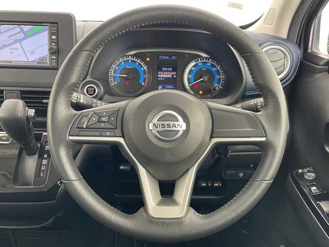 日産 デイズ ハイウェイスターX 愛知県 2019(令1)年 1.4万km チタニウムグレーメタリック エマージェンシーブレーキ/純正ナビ/バックカメラ/純正アルミホイール/LEDヘッドライト/オートライト/ドライブレコーダー/ETC/衝突軽減システム/フルセグ/CD DVD/Bluetooth/ステアリングスイッチ/スマートキー/プッシュスタート