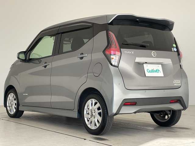 日産 デイズ ハイウェイスターX 愛知県 2019(令1)年 1.4万km チタニウムグレーメタリック エマージェンシーブレーキ/純正ナビ/バックカメラ/純正アルミホイール/LEDヘッドライト/オートライト/ドライブレコーダー/ETC/衝突軽減システム/フルセグ/CD DVD/Bluetooth/ステアリングスイッチ/スマートキー/プッシュスタート