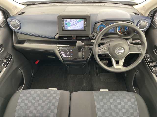 日産 デイズ ハイウェイスターX 愛知県 2019(令1)年 1.4万km チタニウムグレーメタリック エマージェンシーブレーキ/純正ナビ/バックカメラ/純正アルミホイール/LEDヘッドライト/オートライト/ドライブレコーダー/ETC/衝突軽減システム/フルセグ/CD DVD/Bluetooth/ステアリングスイッチ/スマートキー/プッシュスタート