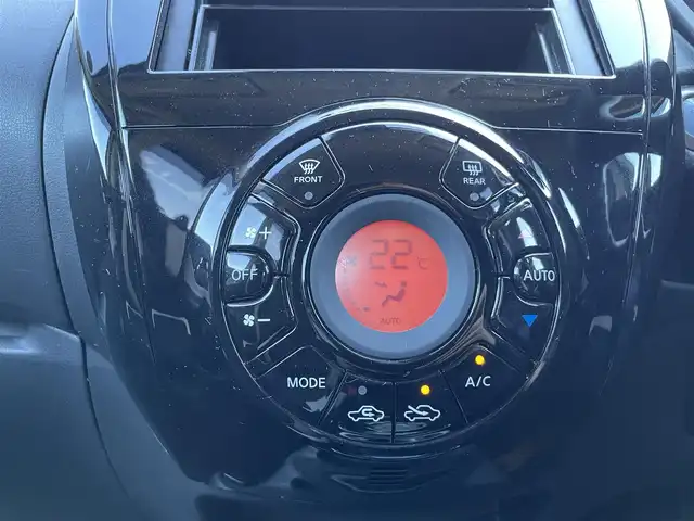 日産 ノート e－パワー B 愛媛県 2020(令2)年 6.7万km ブリリアントシルバー アラウンドビューモニター/デジタルインナーミラー/エマージェンシーブレーキ/前後コーナーセンサー/スマートキー/プッシュスタート/オートライト/ETC/社外オーディオ/AUX AM FM CD/禁煙車