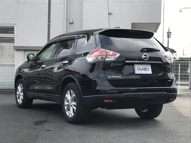日産 エクストレイル 20X エマージェンシーブレーキ 栃木県 2015(平27)年 9.3万km ダイヤモンドブラック (株)IDOMが運営する【じしゃロン小山店】の自社ローン対象車両になります。こちらは現金ご利用時の価格です。/自社ローンご希望の方は別途その旨お申付け下さい。//禁煙車/純正フルセグナビ/（CD/DVD/AM/FMラジオ）/(Bluetooth)/スマートキー/プッシュスタート/バックカメラ/ＥＴＣ/エマージェンシーブレーキ/車線逸脱警報/シートヒーター/コーナーセンサー/ドライブレコーダー/アイドリングストップ/ステアリングリモコン/電動格納ドアミラー/パワーウインドウ/オートライト/防眩ミラー