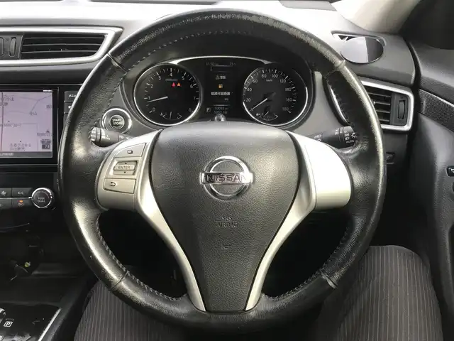 日産 エクストレイル 20X エマージェンシーブレーキ 栃木県 2015(平27)年 9.3万km ダイヤモンドブラック (株)IDOMが運営する【じしゃロン小山店】の自社ローン対象車両になります。こちらは現金ご利用時の価格です。/自社ローンご希望の方は別途その旨お申付け下さい。//禁煙車/純正フルセグナビ/（CD/DVD/AM/FMラジオ）/(Bluetooth)/スマートキー/プッシュスタート/バックカメラ/ＥＴＣ/エマージェンシーブレーキ/車線逸脱警報/シートヒーター/コーナーセンサー/ドライブレコーダー/アイドリングストップ/ステアリングリモコン/電動格納ドアミラー/パワーウインドウ/オートライト/防眩ミラー