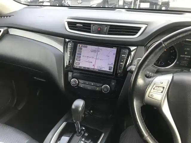 日産 エクストレイル 20X エマージェンシーブレーキ 栃木県 2015(平27)年 9.3万km ダイヤモンドブラック (株)IDOMが運営する【じしゃロン小山店】の自社ローン対象車両になります。こちらは現金ご利用時の価格です。/自社ローンご希望の方は別途その旨お申付け下さい。//禁煙車/純正フルセグナビ/（CD/DVD/AM/FMラジオ）/(Bluetooth)/スマートキー/プッシュスタート/バックカメラ/ＥＴＣ/エマージェンシーブレーキ/車線逸脱警報/シートヒーター/コーナーセンサー/ドライブレコーダー/アイドリングストップ/ステアリングリモコン/電動格納ドアミラー/パワーウインドウ/オートライト/防眩ミラー