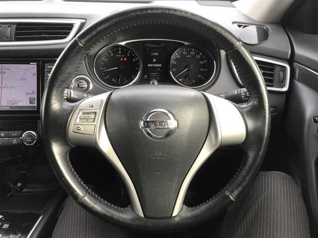 日産 エクストレイル 20X エマージェンシーブレーキ 千葉県 2015(平27)年 9.3万km ダイヤモンドブラック (株)IDOMが運営する【じしゃロン柏店】の自社ローン対象車両になります。こちらは現金ご利用時の価格です。/自社ローンご希望の方は別途その旨お申付け下さい。//禁煙車/純正フルセグナビ/（CD/DVD/AM/FMラジオ）/(Bluetooth)/スマートキー/プッシュスタート/バックカメラ/ＥＴＣ/エマージェンシーブレーキ/車線逸脱警報/シートヒーター/コーナーセンサー/ドライブレコーダー/アイドリングストップ/ステアリングリモコン/電動格納ドアミラー/パワーウインドウ/オートライト/防眩ミラー