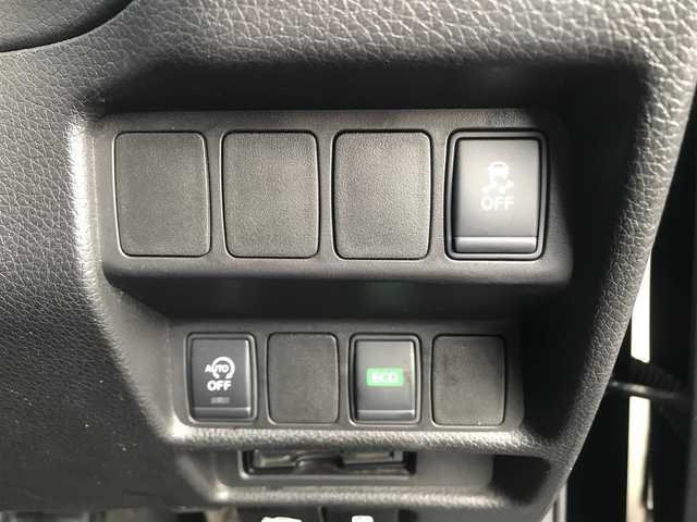 日産 エクストレイル 20X エマージェンシーブレーキ 千葉県 2015(平27)年 9.3万km ダイヤモンドブラック (株)IDOMが運営する【じしゃロン柏店】の自社ローン対象車両になります。こちらは現金ご利用時の価格です。/自社ローンご希望の方は別途その旨お申付け下さい。//禁煙車/純正フルセグナビ/（CD/DVD/AM/FMラジオ）/(Bluetooth)/スマートキー/プッシュスタート/バックカメラ/ＥＴＣ/エマージェンシーブレーキ/車線逸脱警報/シートヒーター/コーナーセンサー/ドライブレコーダー/アイドリングストップ/ステアリングリモコン/電動格納ドアミラー/パワーウインドウ/オートライト/防眩ミラー