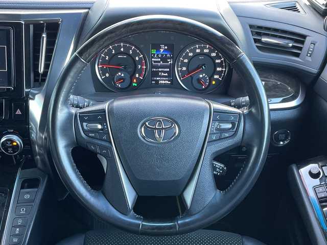 トヨタ ヴェルファイア 2.5Z Aエディデョン ゴールデンアイズ 道央・札幌 2017(平29)年 3万km バーニングブラッククリスタルシャインガラスフレーク ４WD/モデリスタエアロ/社外足廻り（ダウンサス）/純正ディーラーOPナビ/CD/DVD/BT/フルセグ/純正フリップダウンモニター/横滑り防止装置/クルーズコントロール/パーキングアシスト/クリアランスソナー/バック/フロントカメラ/ビルトインETC/ドライブレコーダー/アイドリングストップ/ECOMODE/nanoe/両側パワースライドドア/パワーバックドア/N席/２列目オットマン/ハーフレザーシート/革巻きウッドコンビステアリング/ステアリングリモコン/AC100V/電動パーキング/ブレーキホールド/MTモード付AT/プッシュスタート/スマートキー/LEDヘッドライト/オートライト/フォグランプ/電動格納ミラー/ウィンカーミラー/純正フロアマット/ドアバイザー/サスペンション/グリル積込