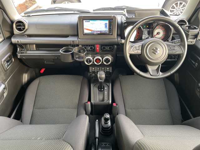 スズキ ジムニー XC 青森県 2021(令3)年 3.8万km シフォンアイボリーメタリックブラック2トーンルーフ 4WD/純正メモリナビ・フルセグTV/CD・DVD・Bluetooth・SD・USB/バックカメラ/前席シートヒーター/セーフティサポート/デュアルセンサーブレーキサポート/ハイビームアシスト/クルーズコントロール/車線逸脱警報機能/誤発進抑制機能/ダウンヒルアシストコントロール/LEDヘッドライト/オートライト/フォグランプ/社外テールランプ/純正16インチアルミ/スマートキー/プッシュスタート