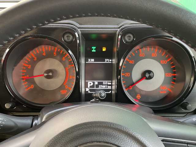 スズキ ジムニー XC 青森県 2021(令3)年 3.8万km シフォンアイボリーメタリックブラック2トーンルーフ 4WD/純正メモリナビ・フルセグTV/CD・DVD・Bluetooth・SD・USB/バックカメラ/前席シートヒーター/セーフティサポート/デュアルセンサーブレーキサポート/ハイビームアシスト/クルーズコントロール/車線逸脱警報機能/誤発進抑制機能/ダウンヒルアシストコントロール/LEDヘッドライト/オートライト/フォグランプ/社外テールランプ/純正16インチアルミ/スマートキー/プッシュスタート