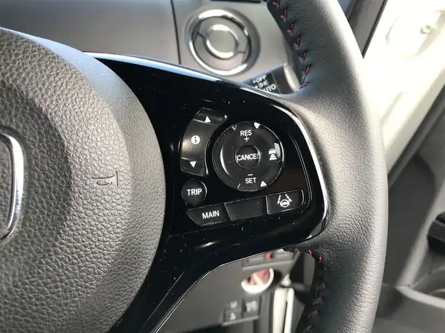 ホンダ Ｎ ＢＯＸ カスタム L ターボ 鳥取県 2021(令3)年 5.3万km プラチナホワイトパール ４・W・D/純正8インチナビ/フルセグ/DVD/CD/BT/USB/バックカメラ・ビルトインETC/前後ドライブレコーダー/前席シートヒーター/レーダークルーズコントロール/レーンキープアシスト/LEDヘットライト/フォグライト/純正15インチアルミホイール/プッシュエンジンスタート/レザー調シートカバー/アイドリングストップ/シートバックテーブル/フロアマット/ドアバイザー/スペアキー