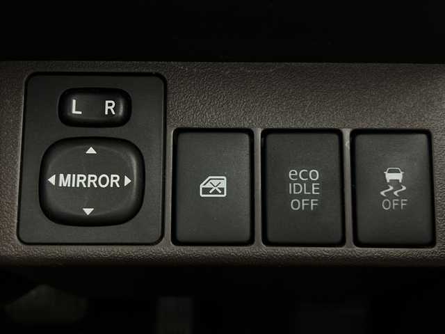 ダイハツ コペン ローブ 愛知県 2014(平26)年 5.5万km ブラックマイカメタリック 禁煙車/7V型ワイドナビ/（Bluetooth/CD/フルセグTV/SD/iPod）/バックカメラ/ETC/ハーフレザーシート/シートヒーター/オープンルーフ/ステアリングリモコン/MTモード付/純正フロアマット/横滑り防止装置/LEDヘッドライト/フォグランプ/アイドリングストップ/プッシュスタート