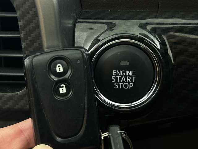 ダイハツ コペン ローブ 愛知県 2014(平26)年 5.5万km ブラックマイカメタリック 禁煙車/7V型ワイドナビ/（Bluetooth/CD/フルセグTV/SD/iPod）/バックカメラ/ETC/ハーフレザーシート/シートヒーター/オープンルーフ/ステアリングリモコン/MTモード付/純正フロアマット/横滑り防止装置/LEDヘッドライト/フォグランプ/アイドリングストップ/プッシュスタート