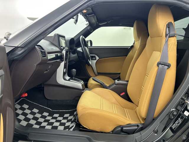 ダイハツ コペン ローブ 愛知県 2014(平26)年 5.5万km ブラックマイカメタリック 禁煙車/7V型ワイドナビ/（Bluetooth/CD/フルセグTV/SD/iPod）/バックカメラ/ETC/ハーフレザーシート/シートヒーター/オープンルーフ/ステアリングリモコン/MTモード付/純正フロアマット/横滑り防止装置/LEDヘッドライト/フォグランプ/アイドリングストップ/プッシュスタート