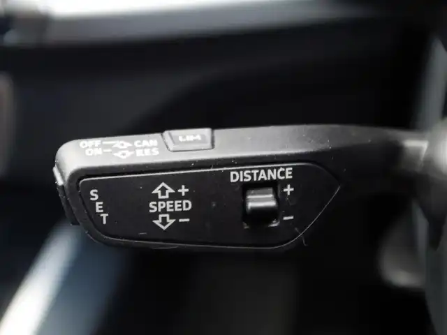 アウディ Ｑ２ 30TFSIスポーツ 埼玉県 2020(令2)年 2.4万km ミトスブラックメタリック 1オーナー /アダプティブクルーズコントロール /ナビゲーションパッケージ /アシスタンスパッケージ /バーチャルコックピット /CarPlay /バーチャルコックピット/パークセンサー/ブラインドスポットモニター /バックカメラ /ETC /ドラレコ/前席シートヒーター/フルセグTV