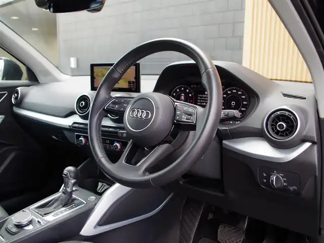 アウディ Ｑ２ 30TFSIスポーツ 埼玉県 2020(令2)年 2.4万km ミトスブラックメタリック 1オーナー /アダプティブクルーズコントロール /ナビゲーションパッケージ /アシスタンスパッケージ /バーチャルコックピット /CarPlay /バーチャルコックピット/パークセンサー/ブラインドスポットモニター /バックカメラ /ETC /ドラレコ/前席シートヒーター/フルセグTV