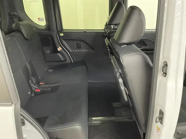 ダイハツ タント カスタム X スタイルセレクション 長崎県 2021(令3)年 2.5万km ブラックマイカメタリック/シャイニングホワイトパール 純正8インチSDナビ　（NSZN‐Y71DS）/・フルセグTV　CD/DVD/SD/Bluetooth/スマートアシスト/・衝突警報機能/・衝突回避支援ブレーキ機能/・ブレーキ制御付誤発進抑制機能/・車線逸脱警報機能/・路側逸脱警報機能/・ふらつき警報/・オートハイビーム/トラクションコントロール/ビークルスタビリティコントロール/バックカメラ/全方位カメラ/コーナーセンサー/両側パワースライドドア/純正ドライブレコーダー/ETC/シートヒーター（D・N席）/アイドリングストップ/プッシュスタート/ステアリングスイッチ/純正フロアマット/純正14インチAW/純正ドアバイザー/取扱説明書/保証書/