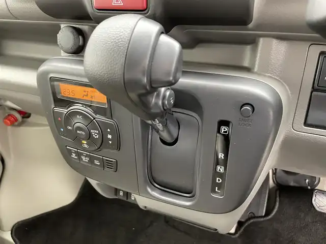 スズキ エブリイ ジョイン ターボ 滋賀県 2025(令7)年 0.6万km モスグレーメタリック 禁煙車/４WD/ターボ/両側パワースライドドア/オートエアコン/LEDヘッドライト/スマートキー