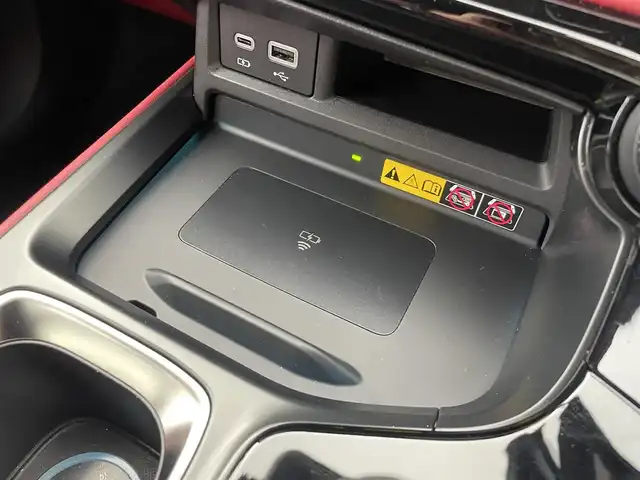 レクサス ＮＸ 350h Fスポーツ 群馬県 2023(令5)年 1.5万km ソニッククロム パノラマルーフ/ルーフレール/3眼フルLEDヘッドランプ/・3眼フルLEDヘッドランプ/・アダプティブハイビームシステム/・ヘッドランプクリーナー/・LEDコーナリングランプ/後席電動格納機能/・電動リクライニング/・電動格納/・後席シートヒーター/オレンジブレーキキャリパー/デジタルインナーミラー/＝＝＝＝＝/純正14インチディスプレイオーディオ/(AM/FM/Bluetooth/フルセグTV/USB/AppleCarPlay/AndroidAuto)/パノラミックビューモニター/ハンズフリーパワーバックドア/Lexus Safety System/・プリクラッシュセーフティシステム（検知機能付衝突回避支援タイプ）/・レーンディパーチャーアラート/・レーダークルーズコントロール（全車速追従機能付）/・レーントレーシングアシスト/レーンチェンジアシスト/・フロントクロストラフィックアラート/ブラインドスポットモニター/前席シートヒーター/シートベンチレーション/ステアリングヒーター/前席パワーシート(運転席メモリー機能)