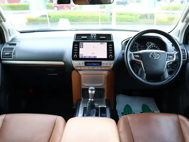 トヨタ ランドクルーザー プラド TX-L 70thアニバーサリーLTD 福島県 2021(令3)年 4.2万km アティチュードブラックマイカ  ワ ン オ ー ナ ー/ サ ン ル ー フ/ 純 正ディスプレイオーディオ(メーカーOP)/ 純 正 全 方 位 カ メ ラ/ ブ ラ ウ ン 革 シ ー ト / 前 左 右 パ ワ ー シ ー ト/ 前 左 右 シートヒーター・エアシート/ 2.0 E T C/ ス マ ー ト キ ー/ 寒 冷 地 仕 様/ ル ー フ レ ー ル/ 純 正 １ ８ イ ン チ ア ル ミ ホ イ ル/ 純 正 L E D ヘ ッ ド ラ イ ト/ 純 正 フ ォ グ ラ ン プ/ 新 車 保 証 書/ 取 扱 説 明 書/ 点 検 記 録 簿 有/　（R4・R5・R6）