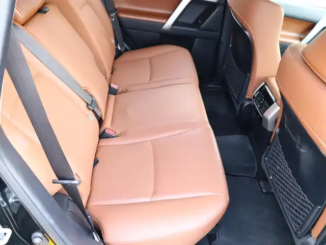 トヨタ ランドクルーザー プラド TX-L 70thアニバーサリーLTD 福島県 2021(令3)年 4.2万km アティチュードブラックマイカ  ワ ン オ ー ナ ー/ サ ン ル ー フ/ 純 正ディスプレイオーディオ(メーカーOP)/ 純 正 全 方 位 カ メ ラ/ ブ ラ ウ ン 革 シ ー ト / 前 左 右 パ ワ ー シ ー ト/ 前 左 右 シートヒーター・エアシート/ 2.0 E T C/ ス マ ー ト キ ー/ 寒 冷 地 仕 様/ ル ー フ レ ー ル/ 純 正 １ ８ イ ン チ ア ル ミ ホ イ ル/ 純 正 L E D ヘ ッ ド ラ イ ト/ 純 正 フ ォ グ ラ ン プ/ 新 車 保 証 書/ 取 扱 説 明 書/ 点 検 記 録 簿 有/　（R4・R5・R6）
