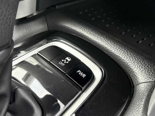 トヨタ カローラ クロス Z 徳島県 2023(令5)年 2.2万km アティチュードブラックマイカ 純正ナビ/(AM.FM.BT.Miracast.CarPlay.Android Auto)/電動リアゲート/トヨタセーフティセンス/全周囲カメラ/電動パーキング/オートホールド/ハーフレザーシート/前席シートヒーター/ＥＴＣ２．０/ＬＥＤヘッドライト/パワーシート/純正フロアマット