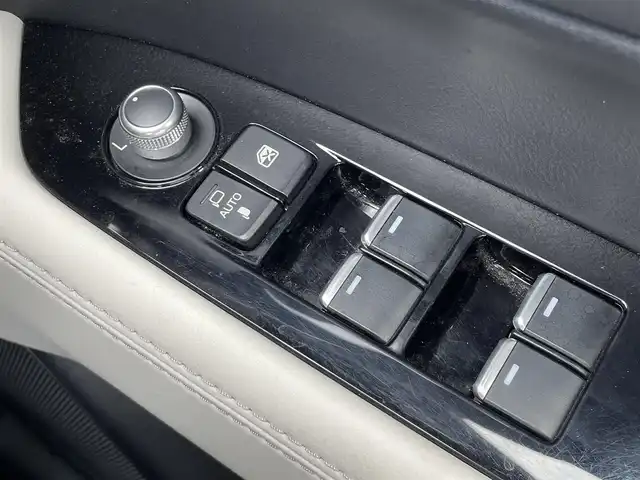 マツダ ＣＸ－５ XD Lパッケージ 愛媛県 2019(令1)年 2万km スノーフレイクホワイトパールマイカ 純正フルエアロ/純正ナビマツダコネクト/・TV/・Bluetooth/・CD/DVD/・FM/AM/・USB/スペアキー/前ドライブレコーダー/バック・フロント・全方位カメラ/前後コーナーセンサー/レーダークルーズコントロール/前席パワーシート/シートヒーター/パワーバックドア/LEDオートライト/革巻きステアリング/ステアリングスイッチ/ハンドルヒーター/フロアマット/BOSEサウンドシステム
