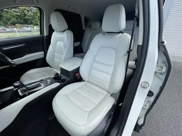 マツダ ＣＸ－５ XD Lパッケージ 愛媛県 2019(令1)年 2万km スノーフレイクホワイトパールマイカ 純正フルエアロ/純正ナビマツダコネクト/・TV/・Bluetooth/・CD/DVD/・FM/AM/・USB/スペアキー/前ドライブレコーダー/バック・フロント・全方位カメラ/前後コーナーセンサー/レーダークルーズコントロール/前席パワーシート/シートヒーター/パワーバックドア/LEDオートライト/革巻きステアリング/ステアリングスイッチ/ハンドルヒーター/フロアマット/BOSEサウンドシステム
