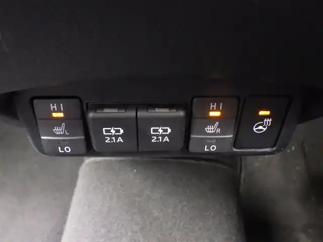 トヨタ シエンタ G セーフティエディション 千葉県 2021(令3)年 4.7万km ブラックマイカ Toyota Safety Sense/・プリクラッシュセーフティ/・レーンディパーチャーアラート/・オートハイビーム/両側パワースライドドア/前席シートヒーター/純正SDナビ/【Bluetooth接続】/フロント/サイド/バックカメラ/ドライブレコーダー/革巻きステアリング/ステアリングヒーター/ETC/LEDヘッドライト/ウインカーミラー/クリアランスソナー/スマートキー