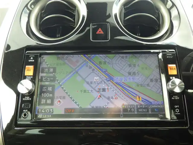 日産 ノート メダリスト エマージェンシーB 千葉県 2015(平27)年 6.8万km インペリアルアンバーP エマージェンシーブレーキ/ハーフレザーシート/純正SDナビ/地デジTV/【DVD/CD再生機能　Bluetooth接続】/アラウンドビューモニター/ドライブレコーダー（前後撮影）/革巻きステアリング/LEDヘッドライト/ウインカーミラー/コーナーセンサー/純正15インチアルミホイル/インテリジェントキー