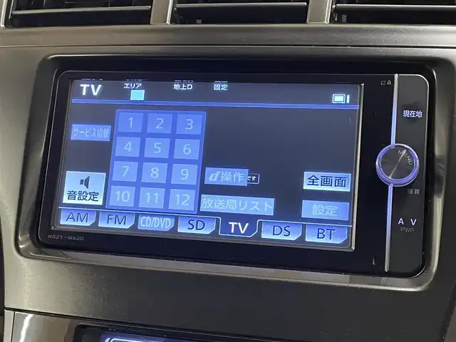トヨタ プリウス α S チューンブラック 群馬県 2014(平26)年 8万km ホワイトパールクリスタルシャイン 純正SDナビ/・フルセグTV/・CD/DVD/BT/・DS/SD/AM.FM/バックカメラ/ビルトインETC/前後ドライブレコーダー/革巻きステアリング/ステアリングスイッチ/スマートキー/プッシュスタート/純正16インチAW/純正フロアマット/純正ドアバイザー/オートライト/フォグランプ/横滑り防止システム/電動格納ウィンカーミラー
