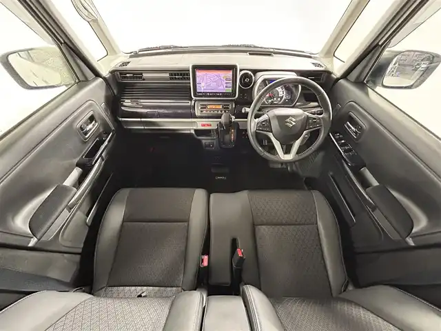スズキ スペーシア カスタム HYBRID XS 佐賀県 2022(令4)年 1.6万km ピュアホワイトP 純正８インチナビ/ＡＭ/ＦＭ/CD/DVD/Bluetooth/フルセグTV/全方位カメラ/クルーズコントロール(追従あり)/衝突被害軽減システム/レーンアシスト/ハーフレザーシート/シートヒーター/ETC/LEDヘッドライト/フォグランプ/オートエアコン/リアサーキュレーター/盗難防止装置/横滑り防止装置/車線逸脱警報/オートライト/スマートキー/プッシュスタート/フロアマット/純正15インチアルミホイール/ステアリングスイッチ/電動格納ミラー/コーナーセンサー