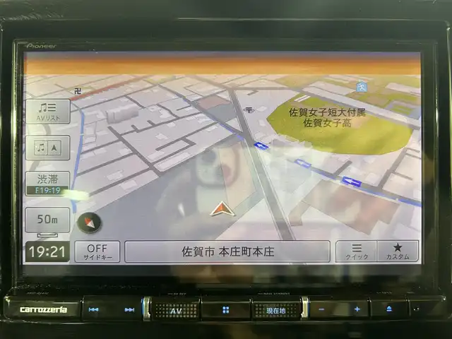 スズキ スペーシア カスタム HYBRID XS 佐賀県 2022(令4)年 1.6万km ピュアホワイトP 純正８インチナビ/ＡＭ/ＦＭ/CD/DVD/Bluetooth/フルセグTV/全方位カメラ/クルーズコントロール(追従あり)/衝突被害軽減システム/レーンアシスト/ハーフレザーシート/シートヒーター/ETC/LEDヘッドライト/フォグランプ/オートエアコン/リアサーキュレーター/盗難防止装置/横滑り防止装置/車線逸脱警報/オートライト/スマートキー/プッシュスタート/フロアマット/純正15インチアルミホイール/ステアリングスイッチ/電動格納ミラー/コーナーセンサー