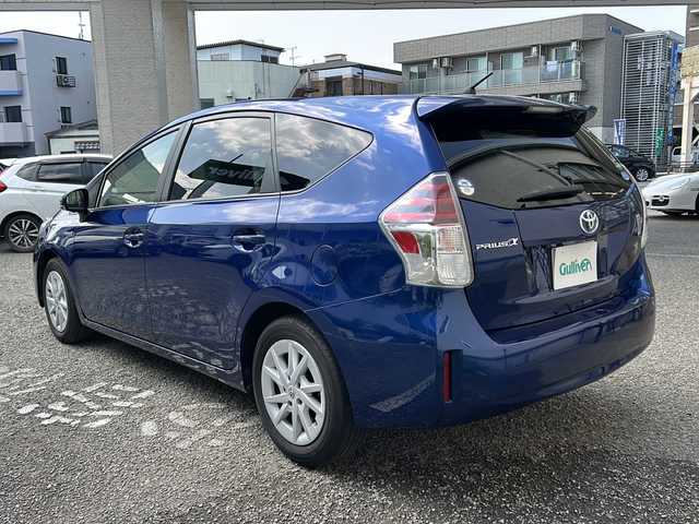 トヨタ プリウス α S 兵庫県 2018(平30)年 1.7万km ダークブルーマイカ ワンオーナー/純正SDナビ　Alpine/Bluetooth・AM/FM・HDMI・CD・DVD/フルセグTV(走行中視聴可能)/バックカメラ/ドライブレコーダー/ビルトインETC/アンチロック・ブレーキ・システム/衝突被害軽減システム/横滑り防止装置/盗難防止装置/レーンキープアシスト/アダプティブクルーズコントロール/アイドリングストップ/オートライト/オートマチックハイビーム/エアバッグ(W+サイド)/カーテンエアバッグ/LEDヘッドライト/純正フロアマット/スペアキー×1/取扱説明書/保証書/記録簿