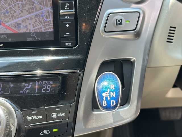 トヨタ プリウス α S 兵庫県 2018(平30)年 1.7万km ダークブルーマイカ ワンオーナー/純正SDナビ　Alpine/Bluetooth・AM/FM・HDMI・CD・DVD/フルセグTV(走行中視聴可能)/バックカメラ/ドライブレコーダー/ビルトインETC/アンチロック・ブレーキ・システム/衝突被害軽減システム/横滑り防止装置/盗難防止装置/レーンキープアシスト/アダプティブクルーズコントロール/アイドリングストップ/オートライト/オートマチックハイビーム/エアバッグ(W+サイド)/カーテンエアバッグ/LEDヘッドライト/純正フロアマット/スペアキー×1/取扱説明書/保証書/記録簿