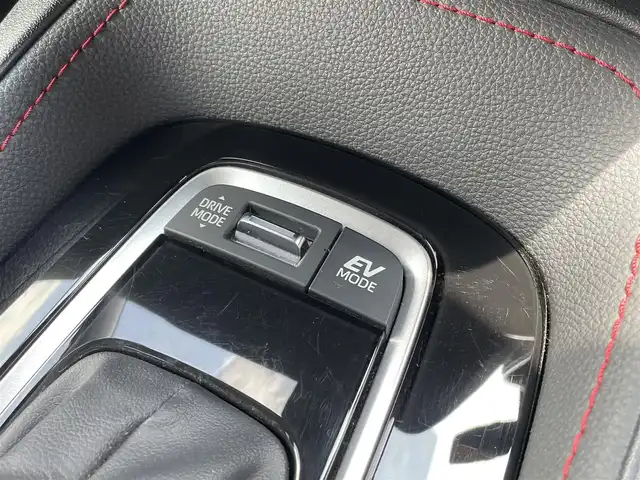 トヨタ カローラ スポーツ ハイブリッドG Z 群馬県 2025(令7)年 1.6万km プラチナホワイトパールマイカ メモリナビ/ワンセグテレビ/バックカメラ/アイドリングストップ/追従走行式クルーズコントロール/ドアバイザー/プッシュスタート/ETC2.0/AAC/Bluetooth/タイプC入力端子/シートヒーター/アルミ純正/ABS/横滑り防止装置/前後コーナーセンサー/レーンキープアシスト/イモビライザー/オートライト/オートマチックハイビーム/LEDヘッドライト