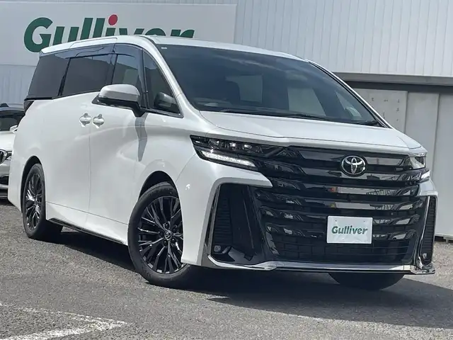 トヨタ ヴェルファイア ハイブリット Z プレミア 福島県 2024(令6)年 0.8万km プラチナホワイトパールマイカ レザーシート/ルーフシェード/デジタルインナーミラー/純正ナビ/全周囲カメラ/フルセグテレビ/両側パワースライドドア /クルーズコントロール/オートサイドステップ/純正19インチAW/LEDヘッドライト/ステアリングヒーター/Bluetooth接続/保証書/取説書